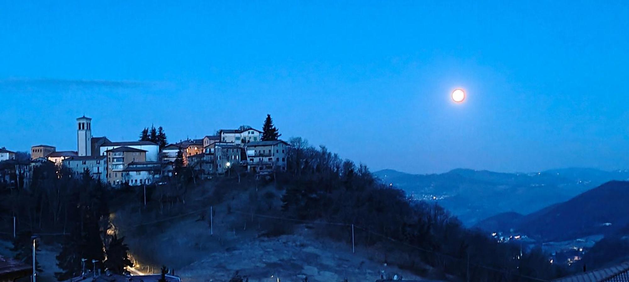 L'Angolo Dell'Artista Castel dʼAiano Zewnętrze zdjęcie
